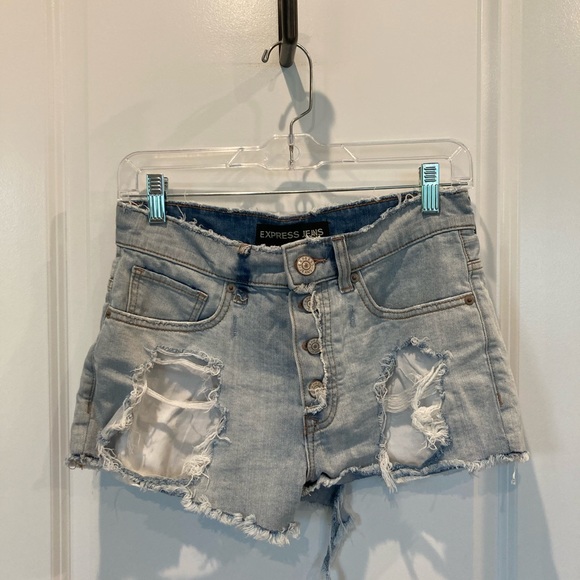 Express jean shorts - Picture 1 of 3